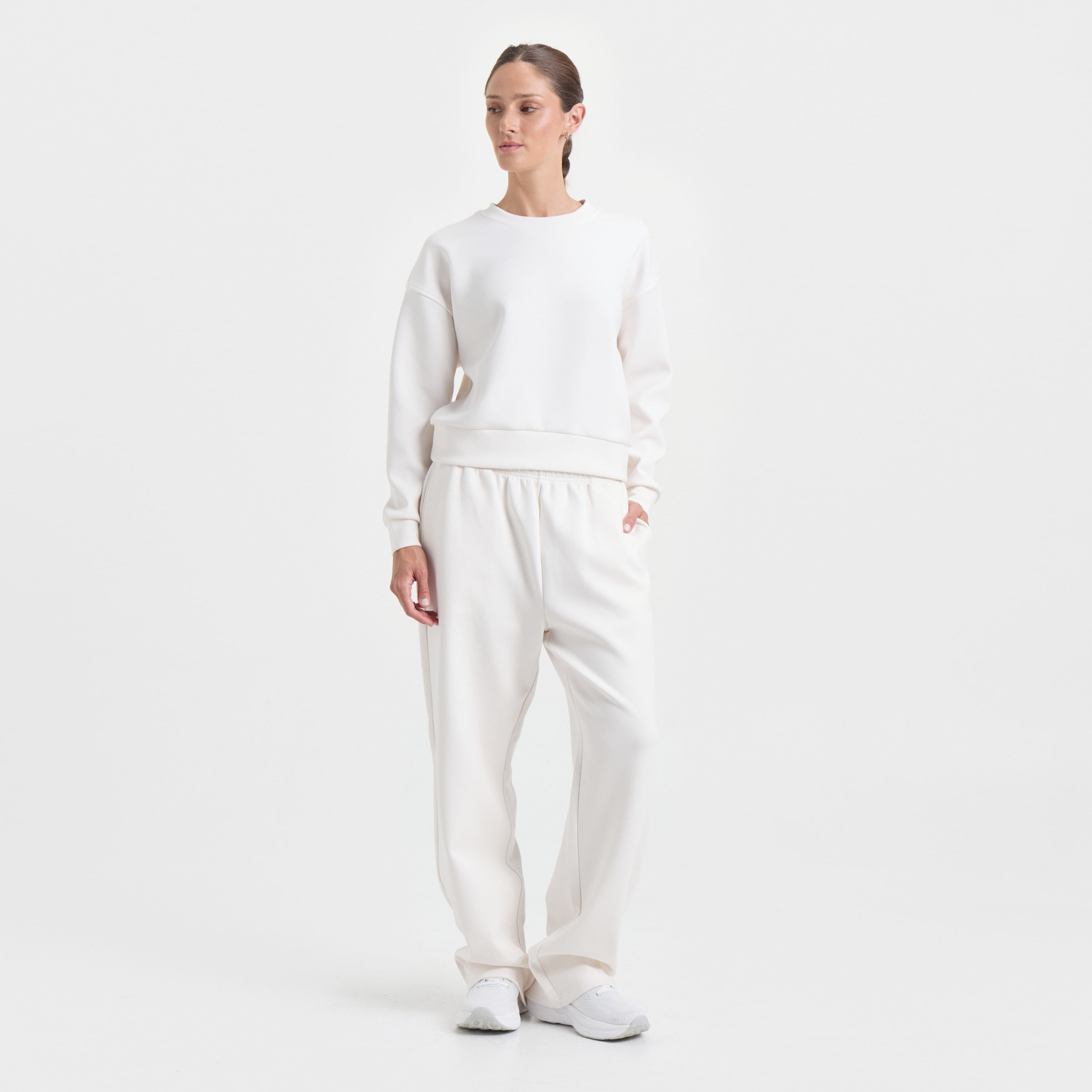 Snug wide pants