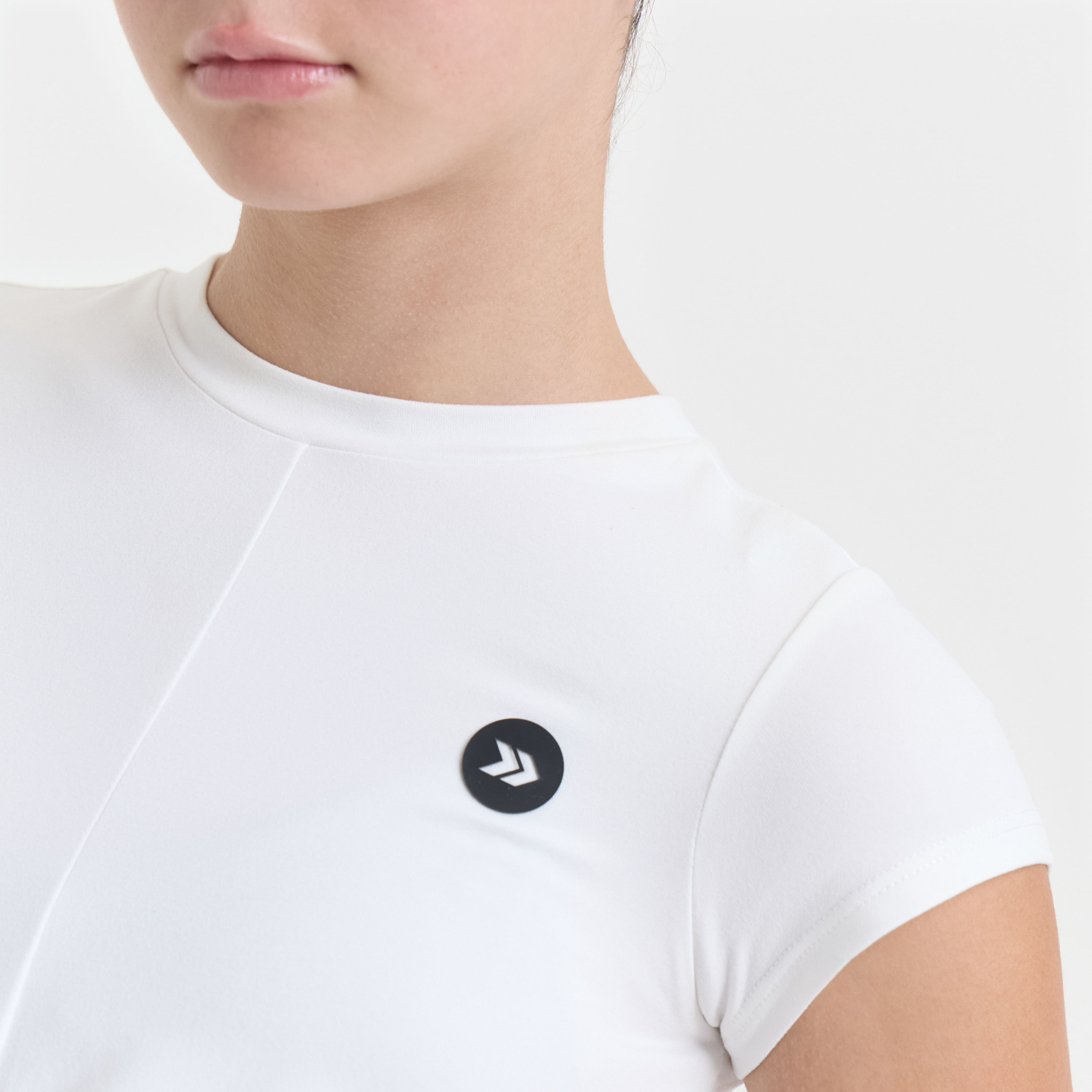 Rebecca tee Atomik — imagen 3