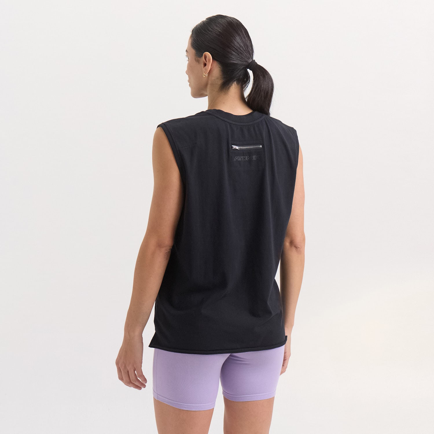 Musculosa free sleeveless tee mujer Atomik — imagen 4